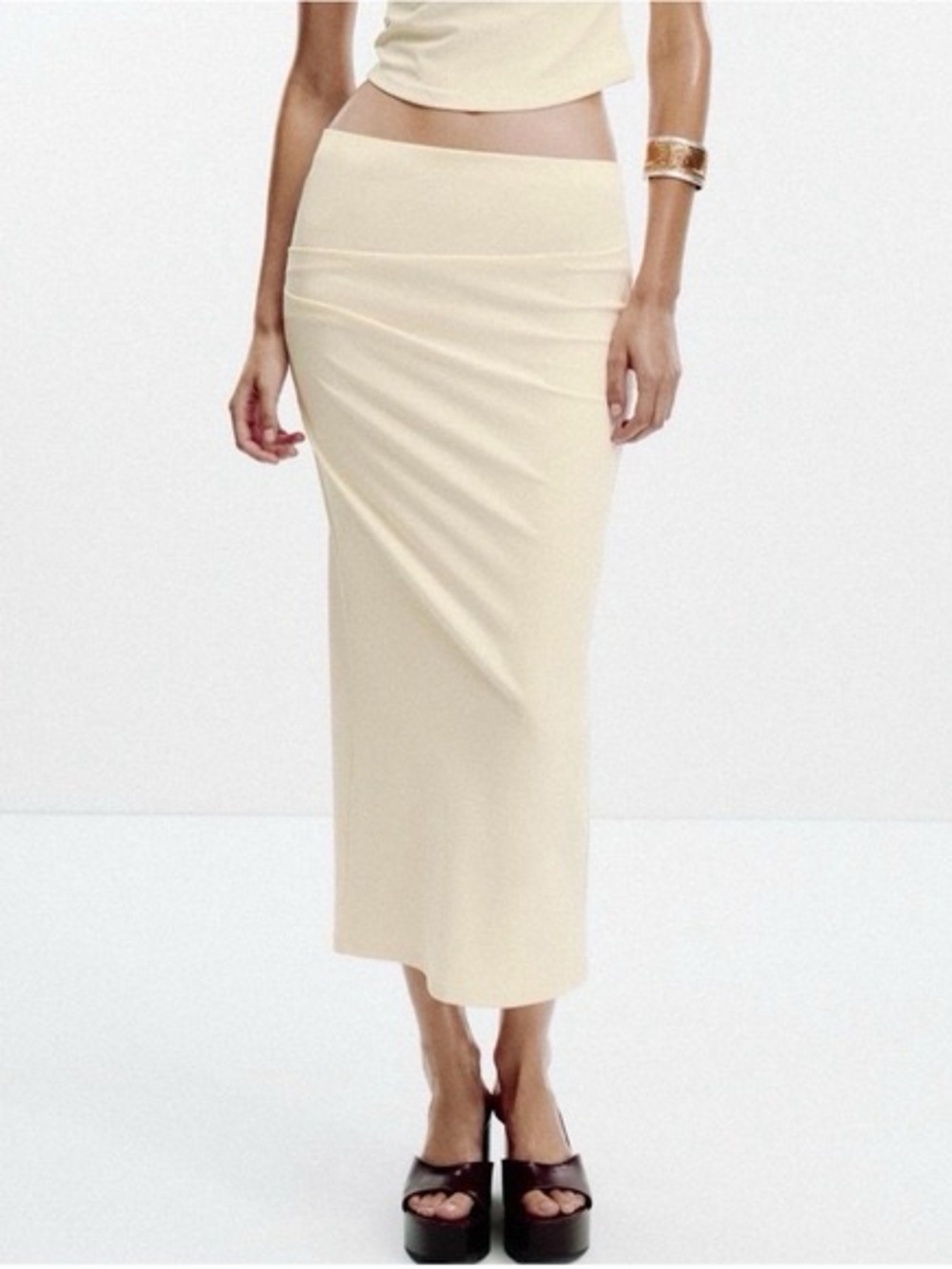 Zara Cream Midi Pencil Skirt